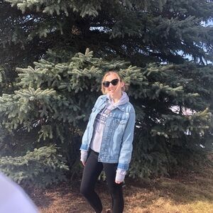 Meet your Posher, Naomi